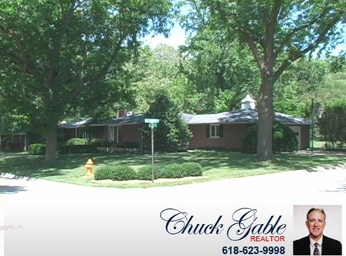 GODFREY $240,000   Chuck Gable RE/MAX Express