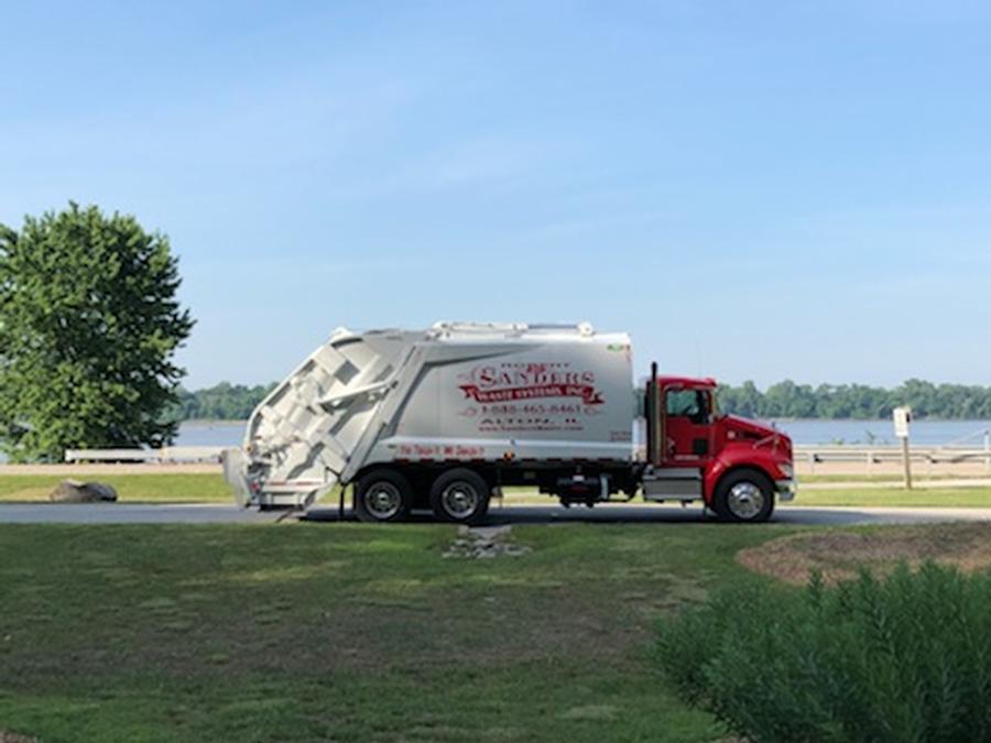 Robert (Bob) Sanders Waste Systems, Inc (Republic Services) Alton IL